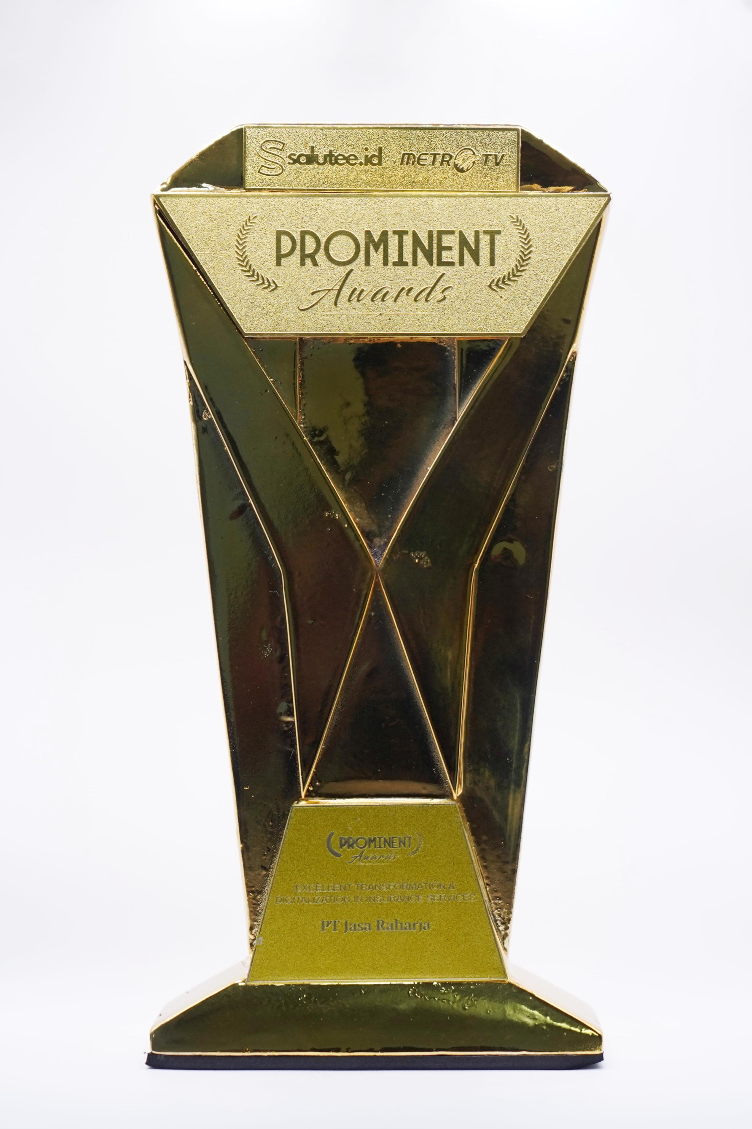 EXCELENT TRANSFORMATION & DIGITALIZATION IN INSURANCE SERVICE