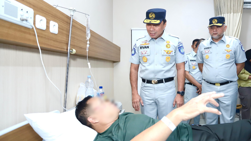 Rivan A. Purwantono Pastikan Korban Tabrakan Beruntun Tol Cipularang Dapat Pelayanan Terbaik di RS Abdul Radjak